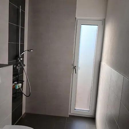 Gaestezimmer Quarto em Acomodações Particulares *